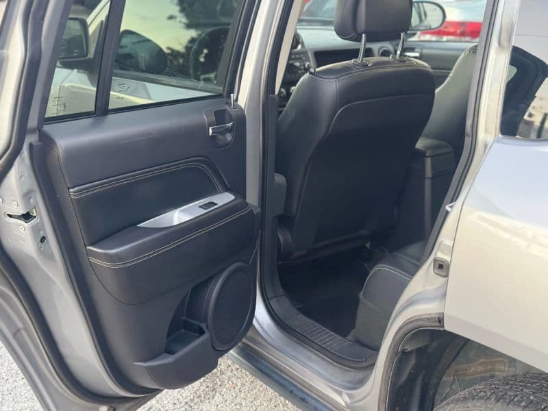 2016 Jeep Compass High Altitude Edition Sport Utility 4D - image 7