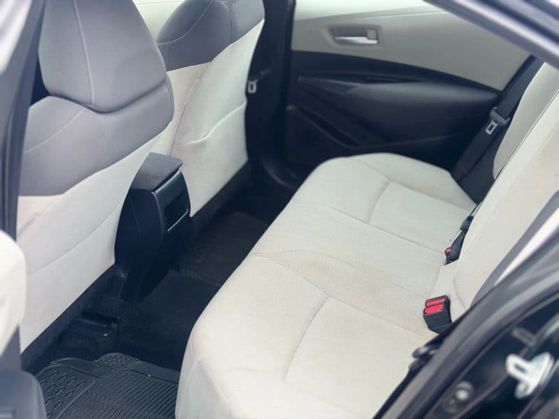 2020 Toyota Corolla LE Sedan 4D - image 8