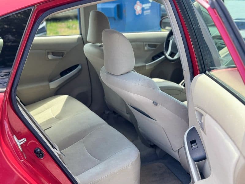 2011 Toyota Prius One Hatchback 4D - image 13