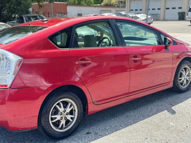 2011 Toyota Prius One Hatchback 4D - image 6