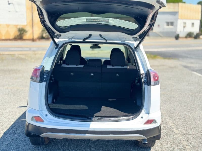 2017 Toyota RAV4 XLE Sport Utility 4D - image 12