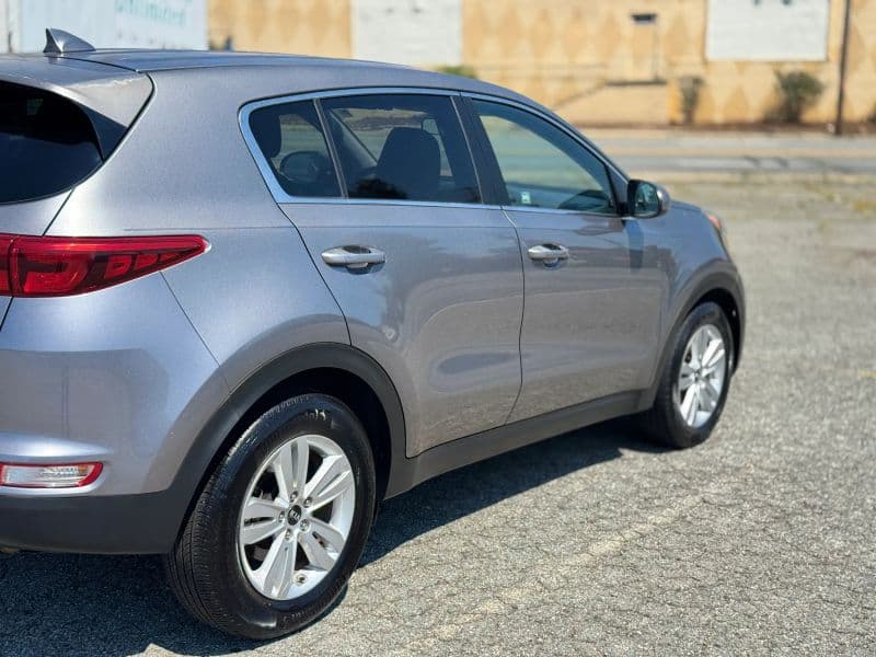 2017 Kia Sportage LX Sport Utility 4D - image 5