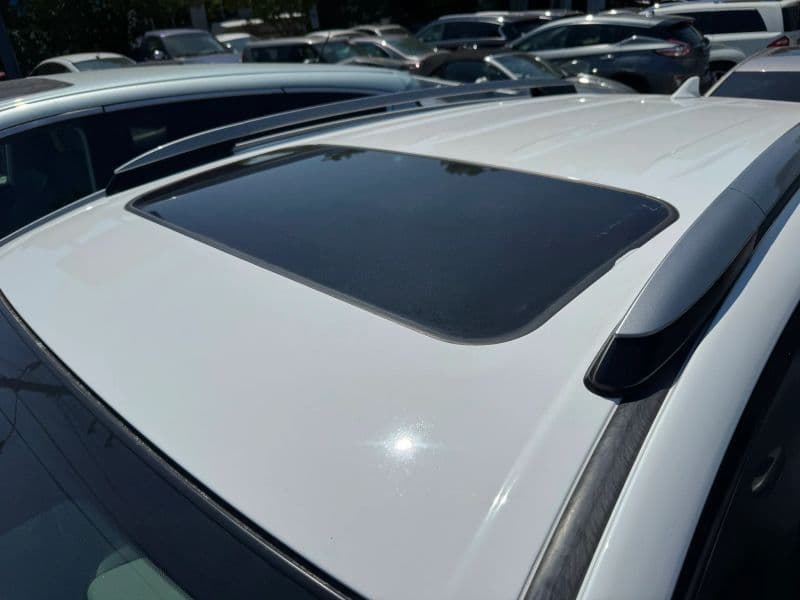2017 Toyota RAV4 XLE Sport Utility 4D - image 24