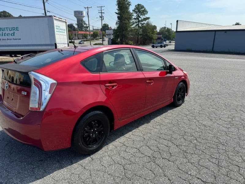 2013 Toyota Prius Two Hatchback 4D - image 5