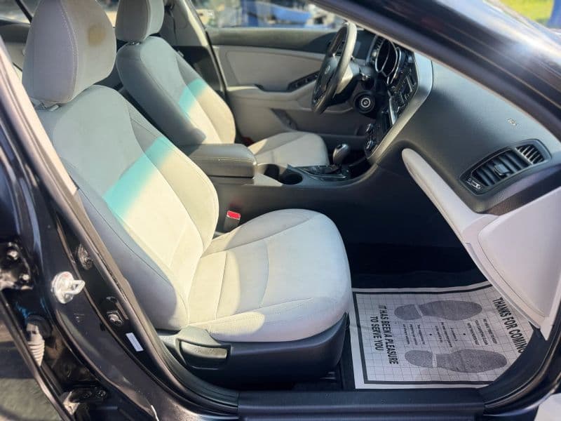 2012 Kia Optima LX Sedan 4D - image 15