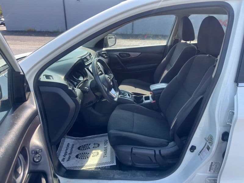 2018 Nissan Rogue Sport S (2018.5) Sport Utility 4D - image 8