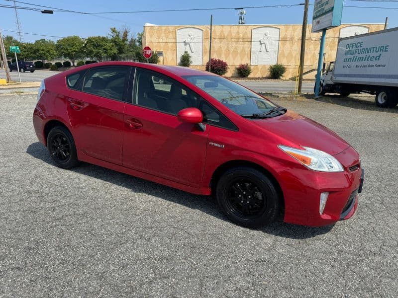 2013 Toyota Prius Two Hatchback 4D - image 2
