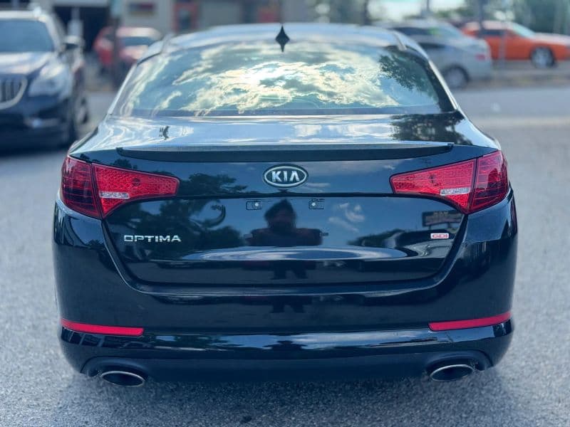2012 Kia Optima LX Sedan 4D - image 5