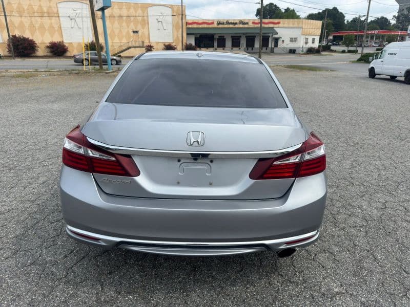 2016 Honda Accord EX Sedan 4D - image 4