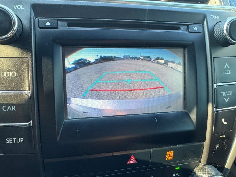 2016 Toyota Camry SE Sedan 4D - image 18