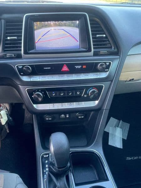 2019 Hyundai Sonata SE Sedan 4D - image 13