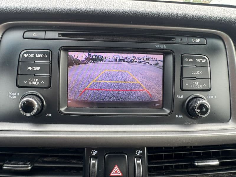 2016 Kia Optima LX Sedan 4D - image 17