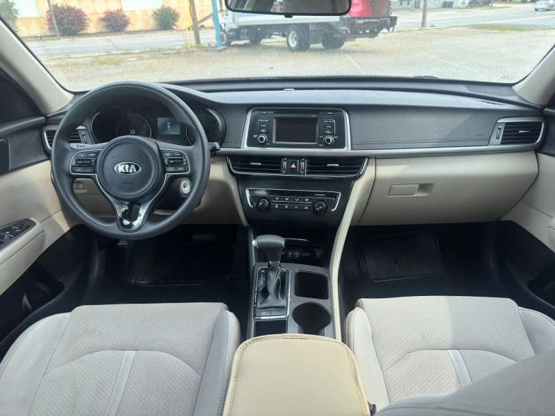 2016 Kia Optima LX Sedan 4D - image 16