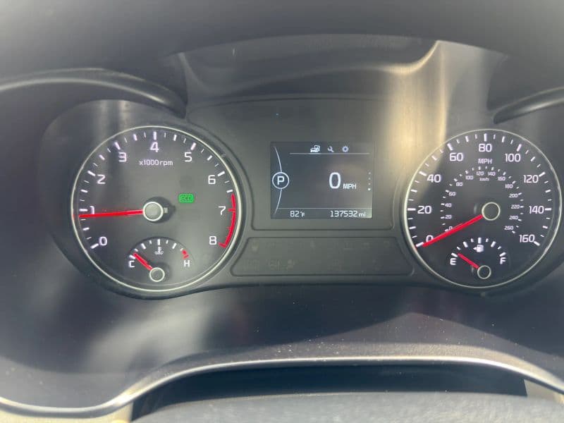 2016 Kia Optima LX Sedan 4D - image 18