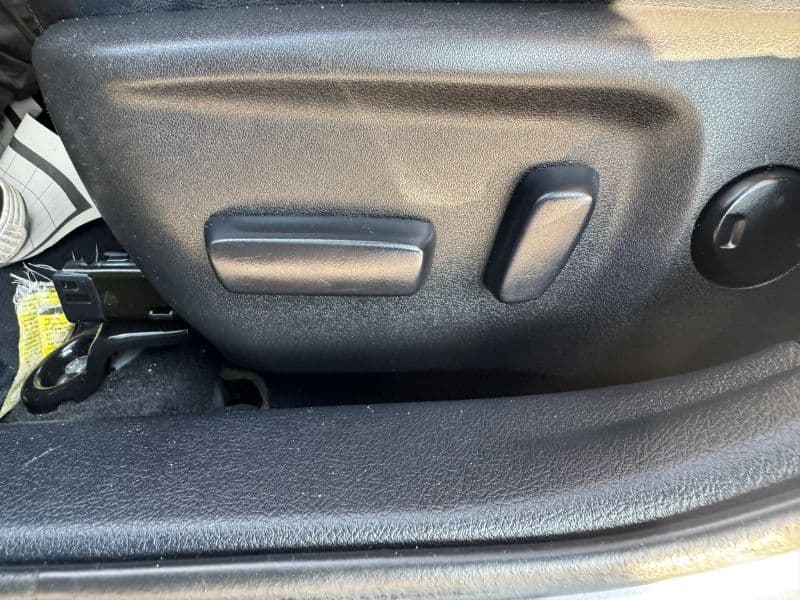 2016 Toyota Camry SE Sedan 4D - image 21