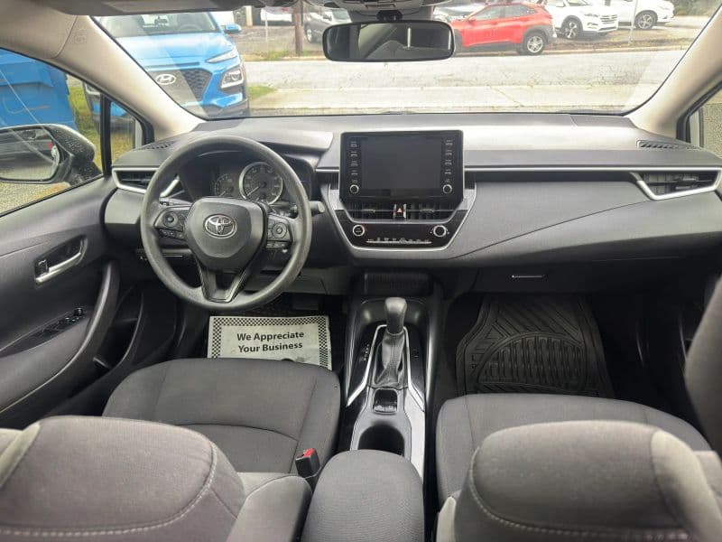 2020 Toyota Corolla LE Sedan 4D - image 12