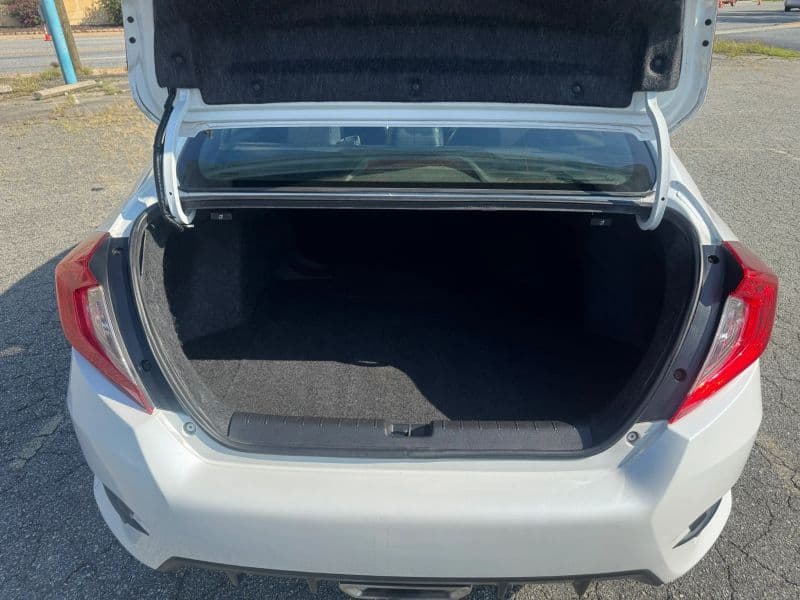 2019 Honda Civic Sport Sedan 4D - image 9