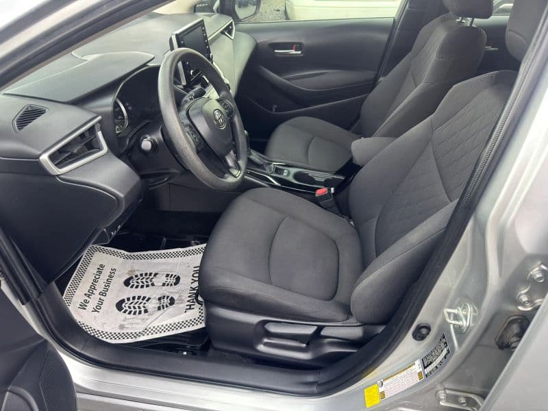 2020 Toyota Corolla LE Sedan 4D - image 7