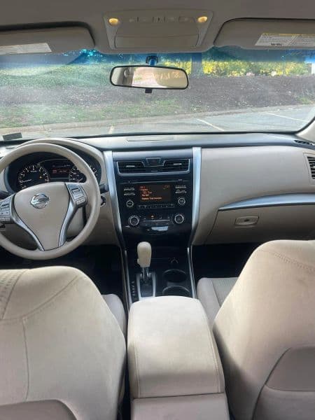 2015 Nissan Altima 2.5 S Sedan 4D - image 9