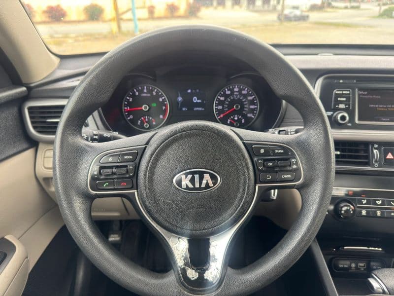 2016 Kia Optima LX Sedan 4D - image 21