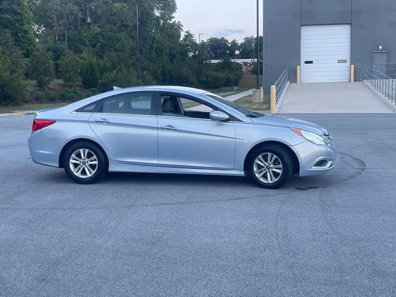 2014 Hyundai Sonata GLS Sedan 4D - image 4