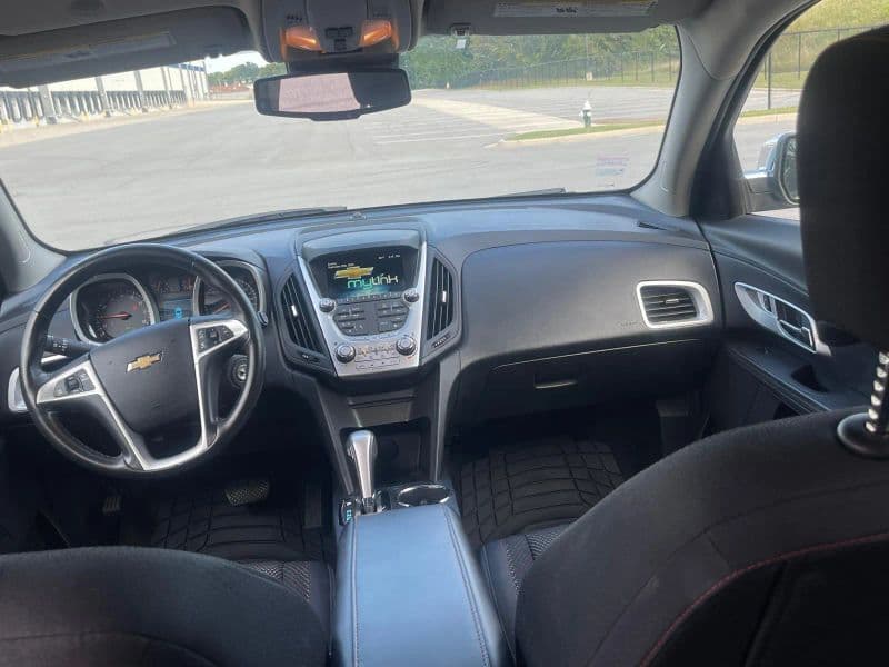 2015 Chevrolet Equinox LT Sport Utility 4D - image 13
