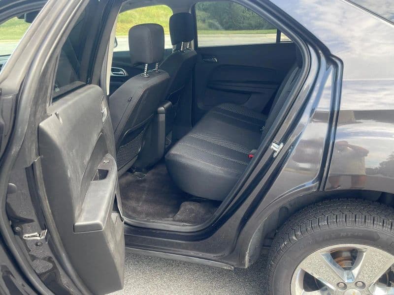 2015 Chevrolet Equinox LT Sport Utility 4D - image 11