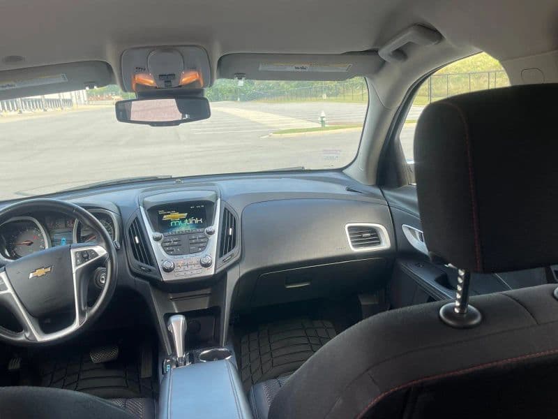 2015 Chevrolet Equinox LT Sport Utility 4D - image 12