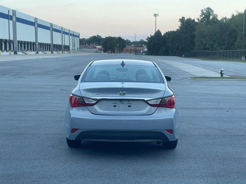 2014 Hyundai Sonata GLS Sedan 4D - image 7
