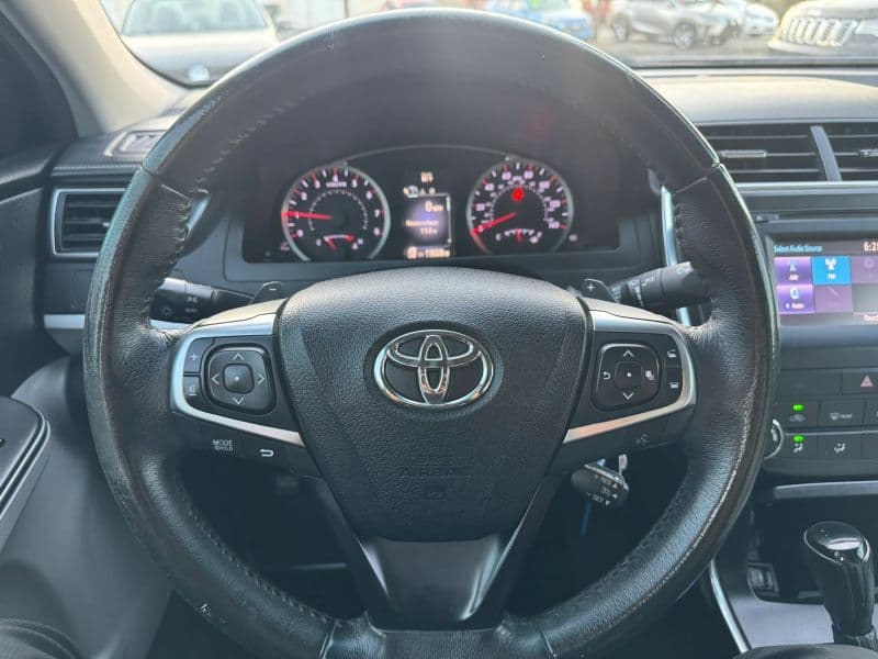2017 Toyota Camry SE Sedan 4D - image 15