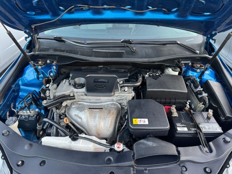2017 Toyota Camry SE Sedan 4D - image 17