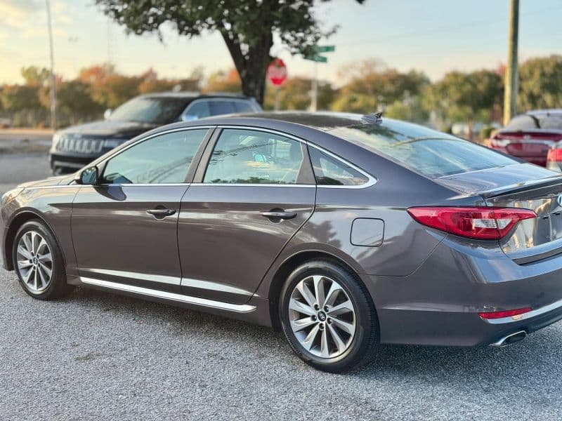 2015 Hyundai Sonata Sport Sedan 4D - image 3