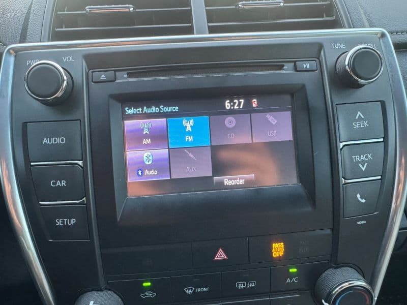 2017 Toyota Camry SE Sedan 4D - image 14