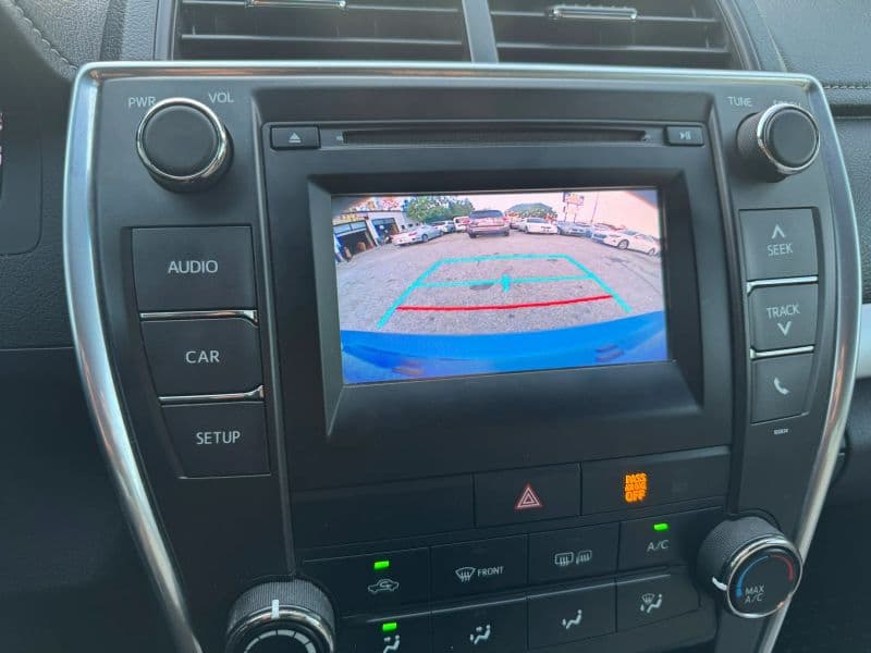 2017 Toyota Camry SE Sedan 4D - image 12