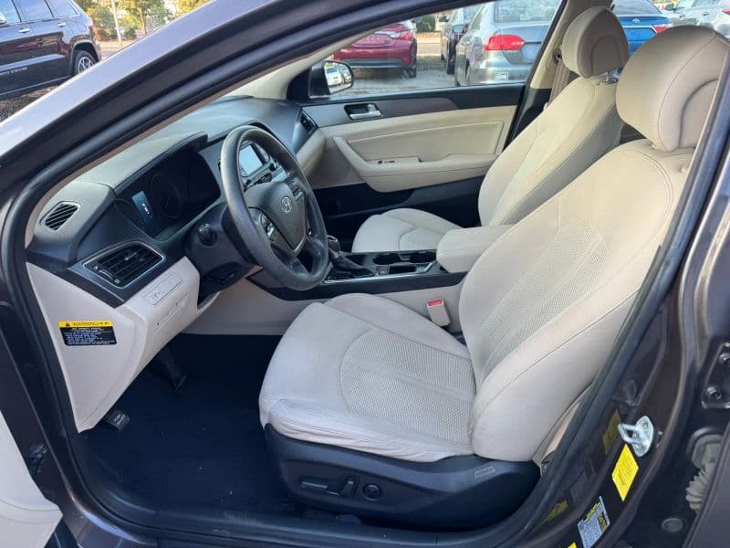 2015 Hyundai Sonata Sport Sedan 4D - image 8